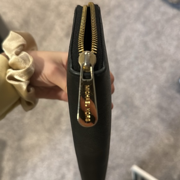 Michael Kors Wallet - Picture 3 of 5